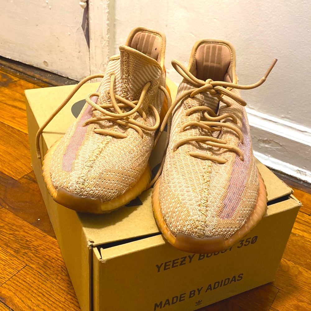 Yeezy boost 350 v2 clay